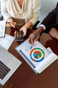 The Pros and Cons of Borrowing from Your Credit Card