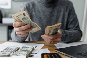 Navigating Financial Uncertainty: Tips for Regaining Stability